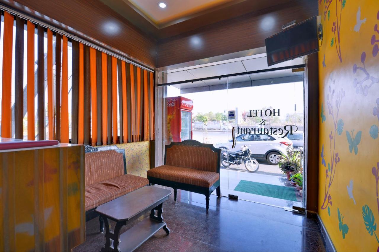 Oyo 6541 Hotel Relax Inn Удайпур Екстериор снимка